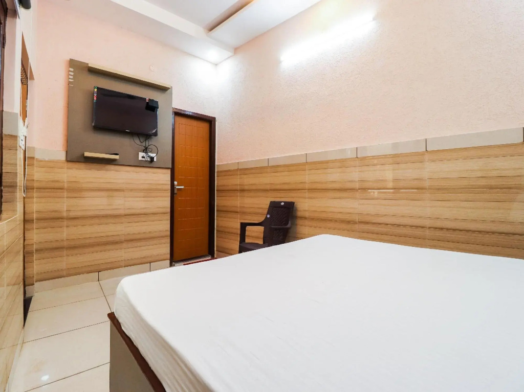 Прем-Нагар: SPOT ON 85285 Shikhar Hotel