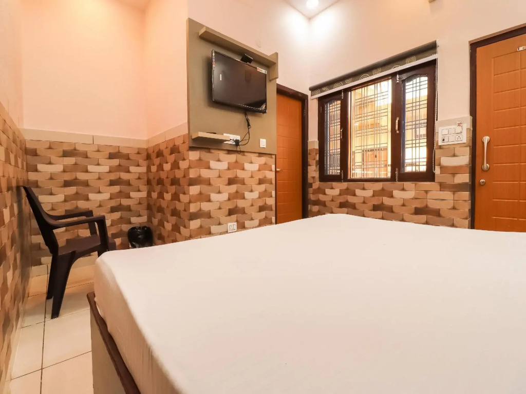 Прем-Нагар: SPOT ON 85285 Shikhar Hotel