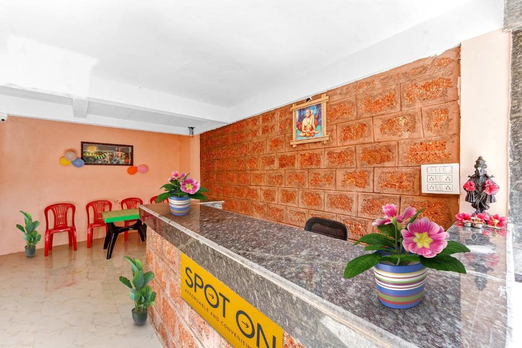 Олд-Махабалешвар: SPOT ON 88227 Hotel Vrundavan Palace