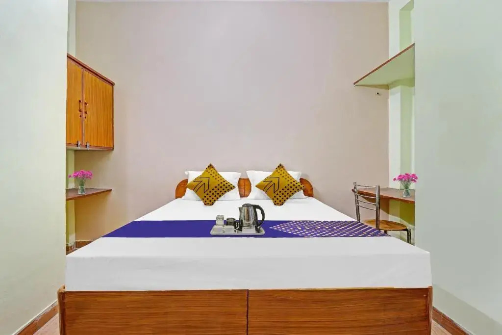Дехрадун: SPOT ON Ganpati Home Stays