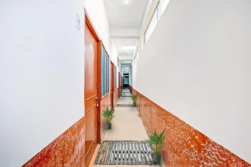 Дехрадун: SPOT ON Ganpati Home Stays