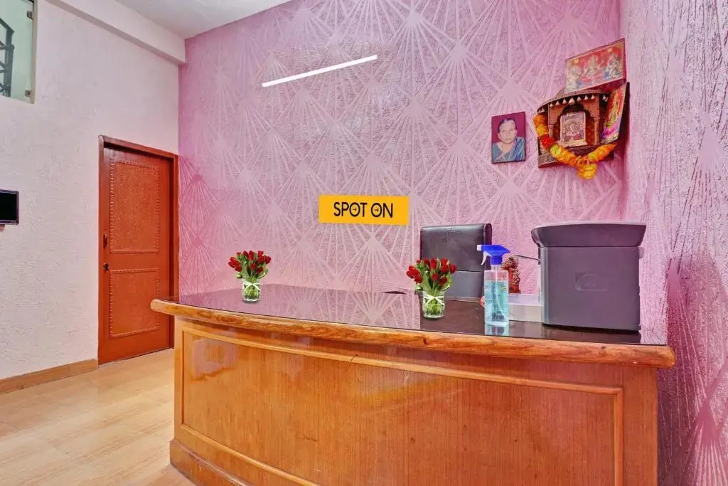 Дехрадун: SPOT ON Ganpati Home Stays