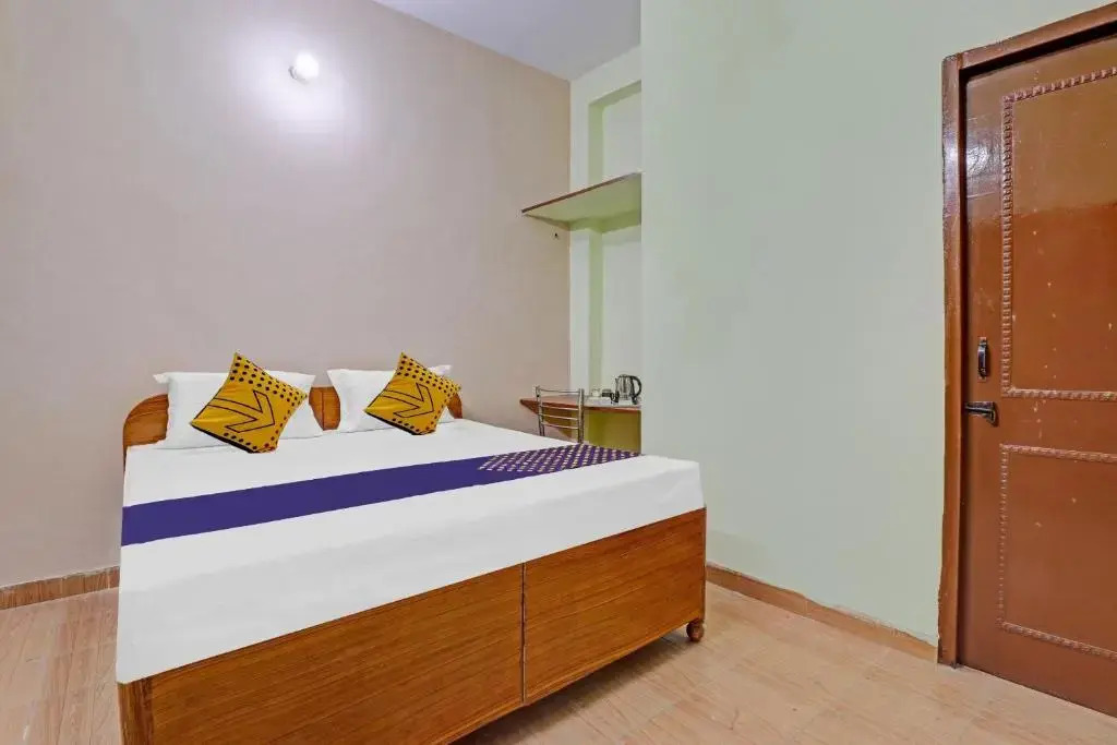 Дехрадун: SPOT ON Ganpati Home Stays