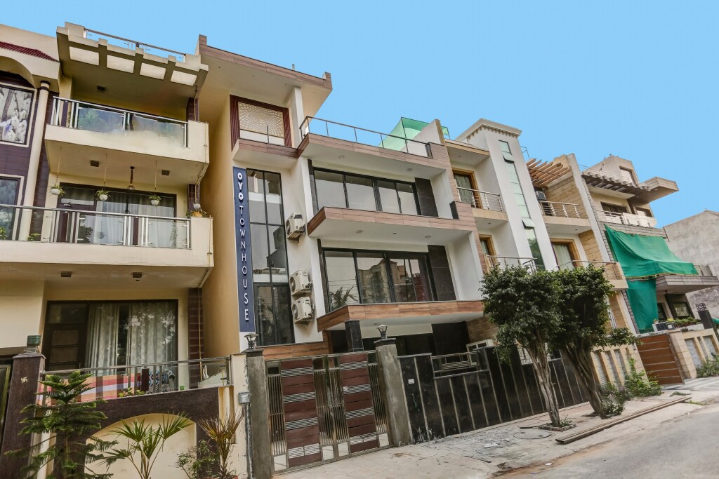 carousel image 0