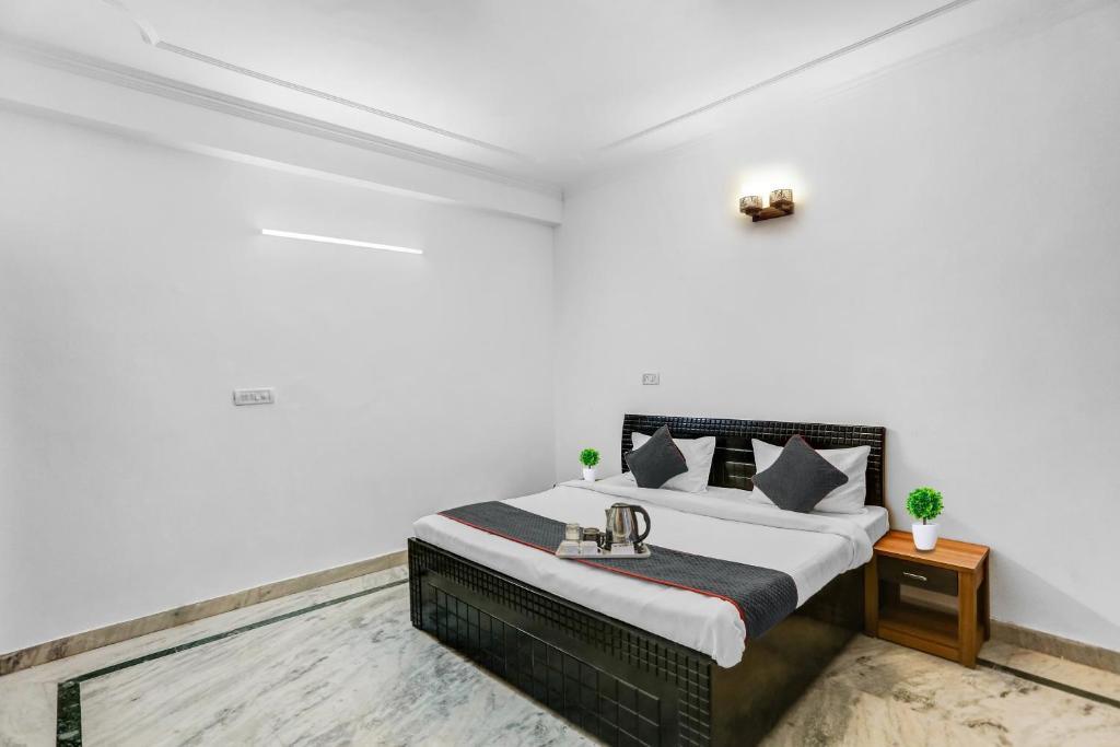 Нойда: OYO Townhouse 1071 Hotel Metro Inn Residency Near ISKCON Temple Noida
