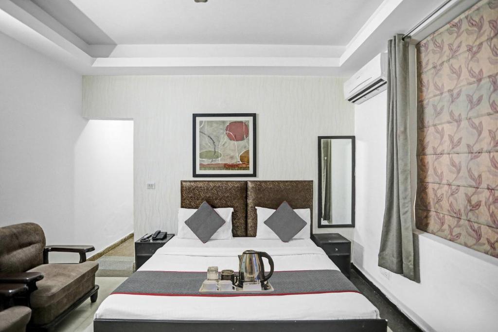 Нойда: Townhouse 764 Hotel Happy Keys Townhouse