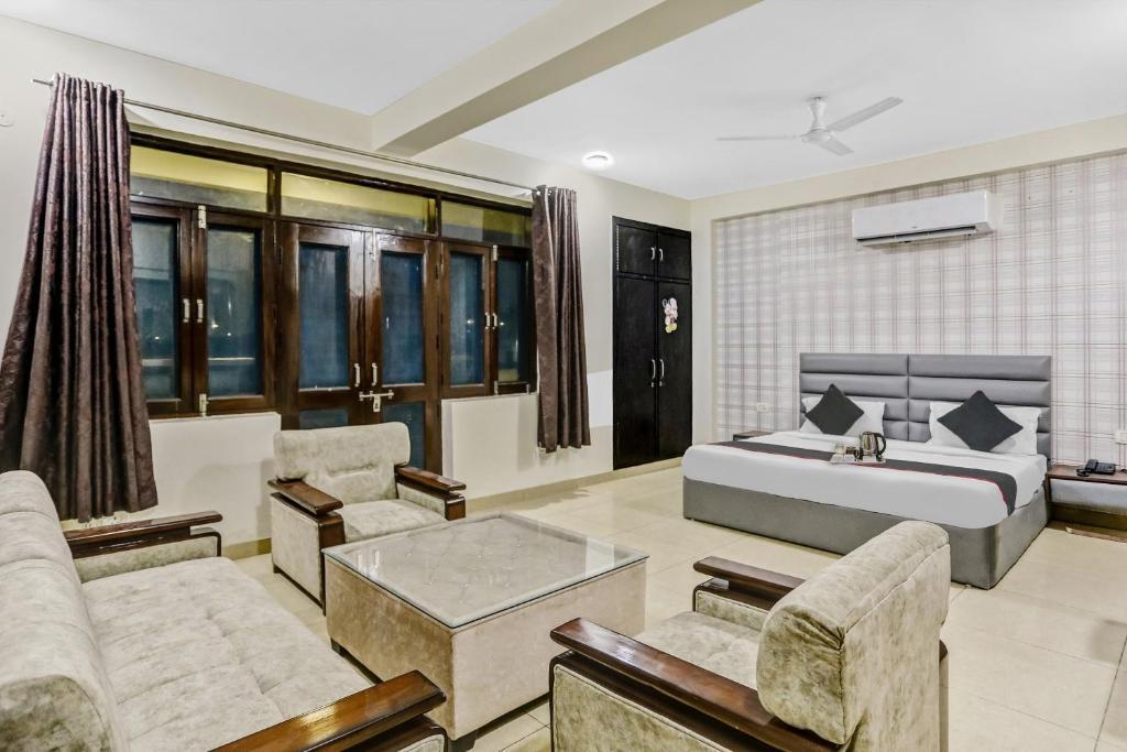 Нойда: Townhouse 797 Essendi Hospitalities Llp-2