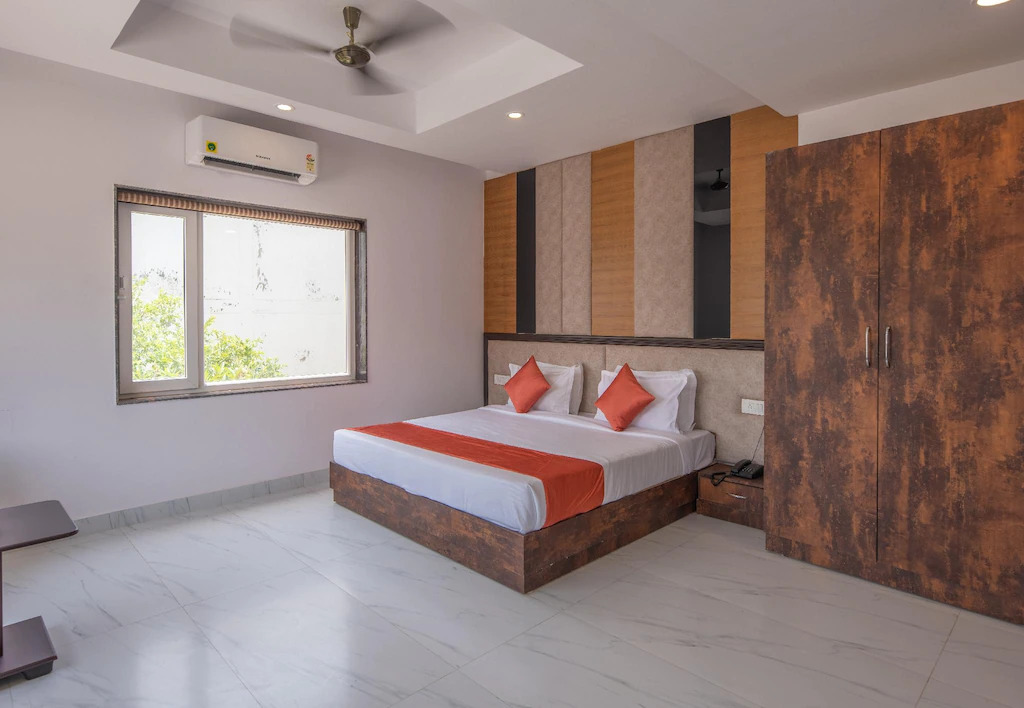 Харидвар: Hotel Ayu Suites