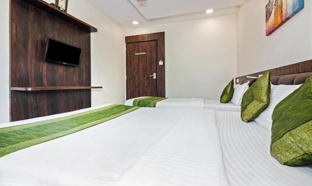 Мумбаи: Hotel Amber- Near Taj Hotel