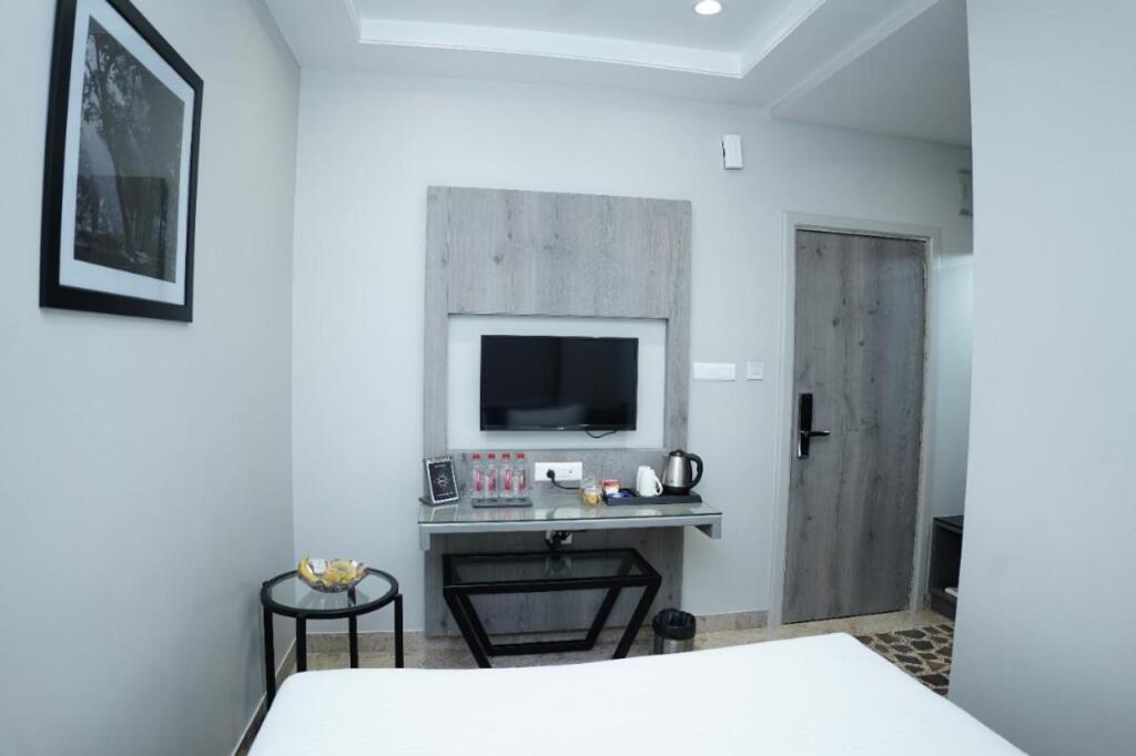 Итарси: Express11 Hotel