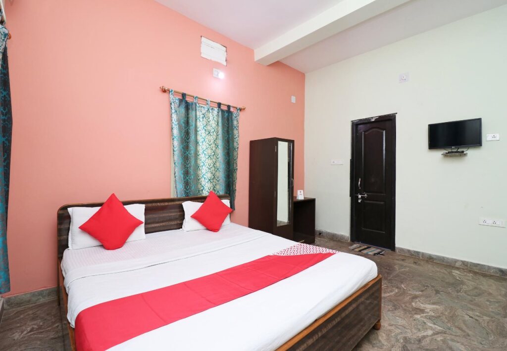 Бхубанешвар: OYO 19111 Supriya Guest House