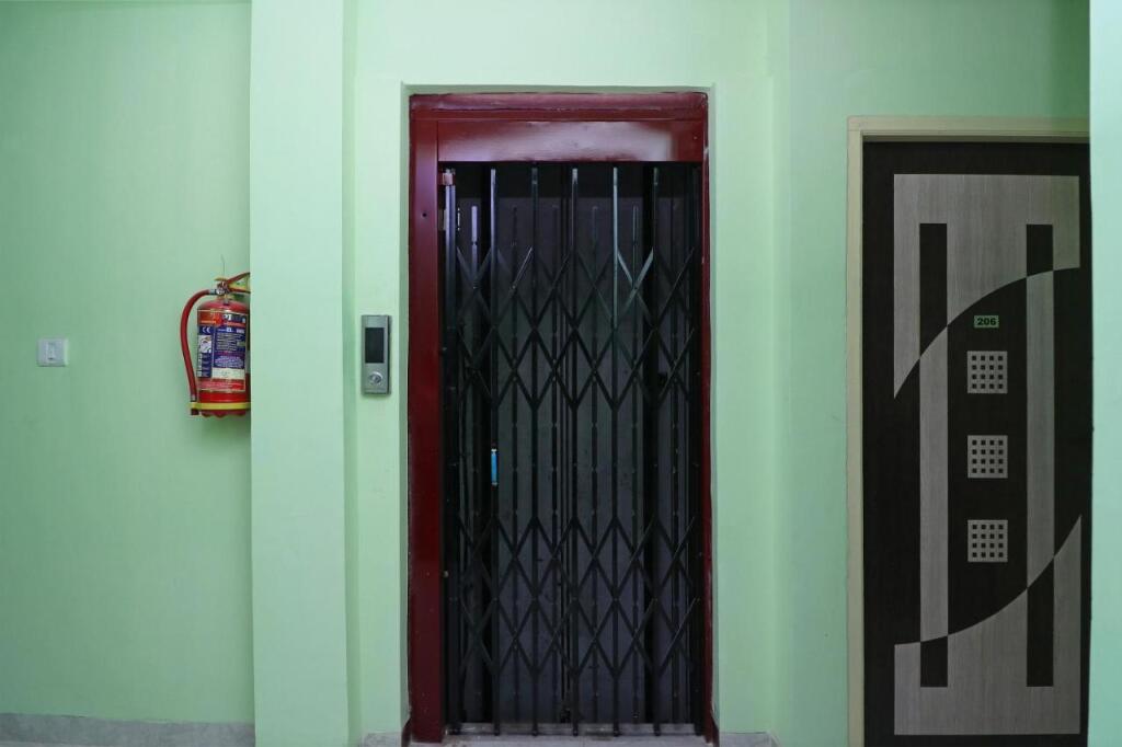 Hotel O Apan Guest House Near Acropolis Mall — фото 1