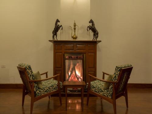 Ути: SaffronStays Milton Abbott Estate