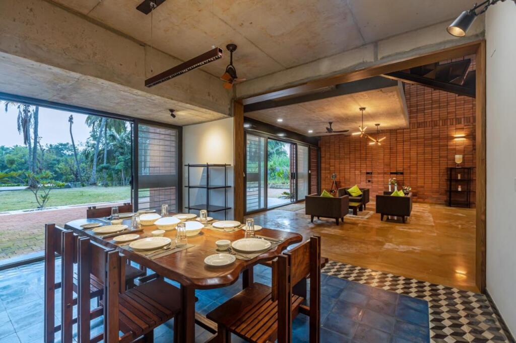 Palahalli: SaffronStays Riverstone, Mysuru