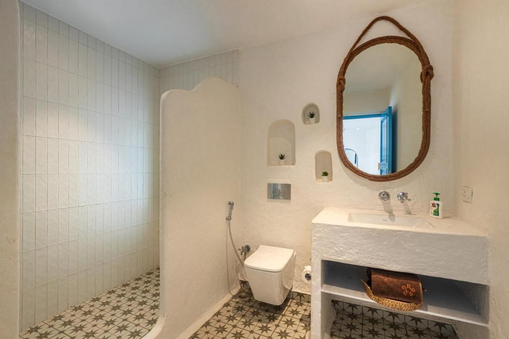 Хандала: Saffronstays Kairos Zeus