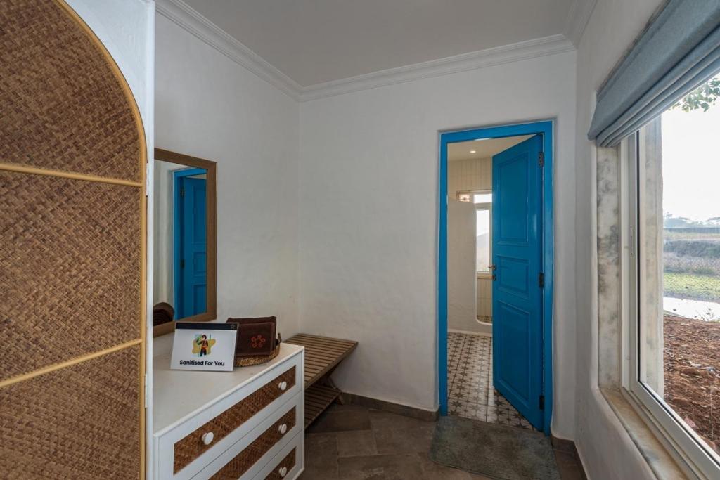 Хандала: Saffronstays Kairos Zeus