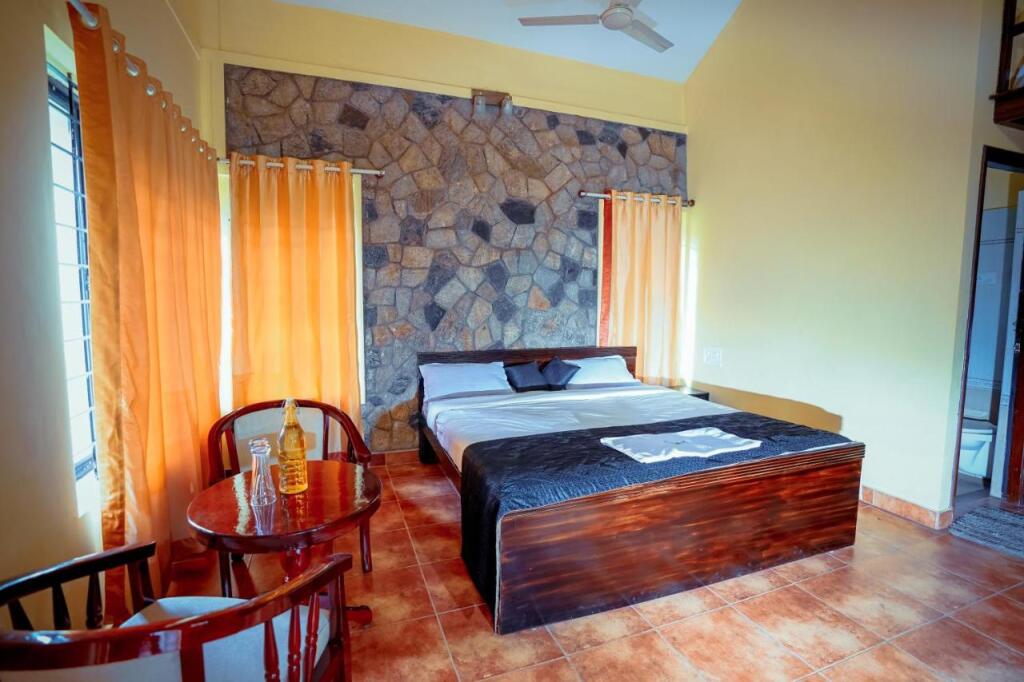 Султан-Батери: Saffronstays Cliff Haven, Wayanad