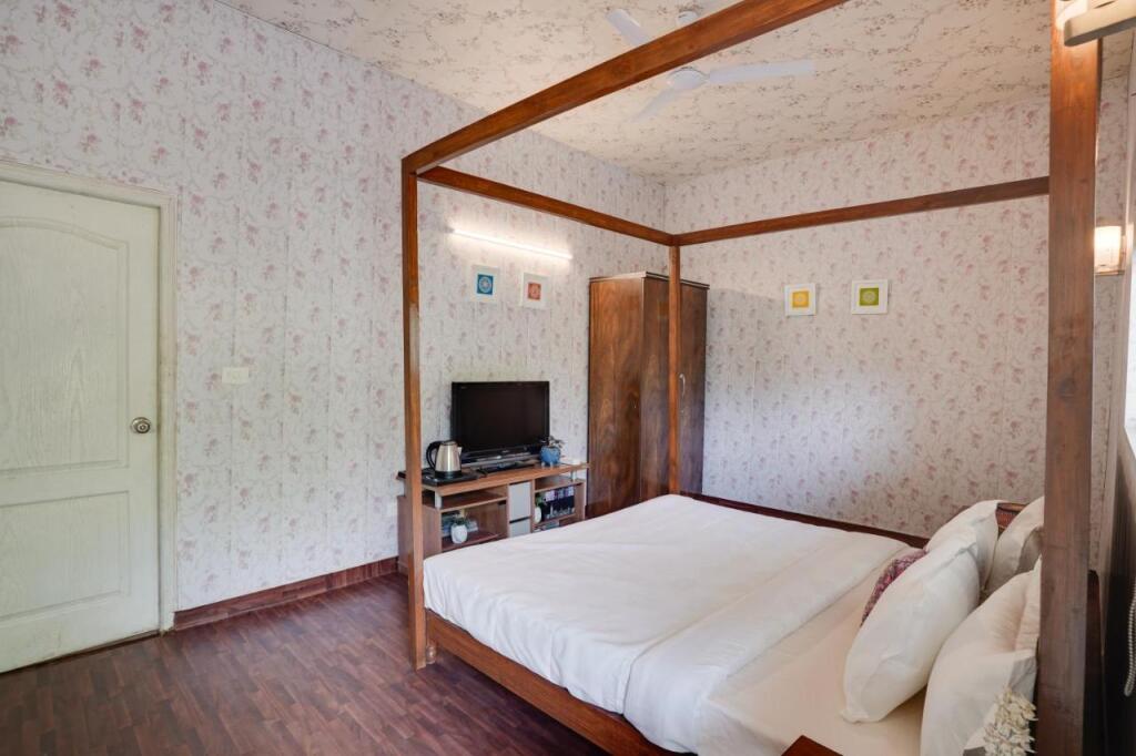 Массури: Saffronstays Doon Valley View, Dehradun