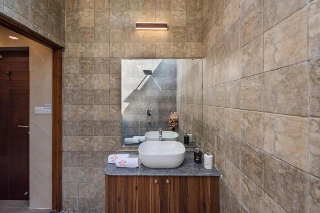 Киим: Saffronstays Osaree, Alibaug