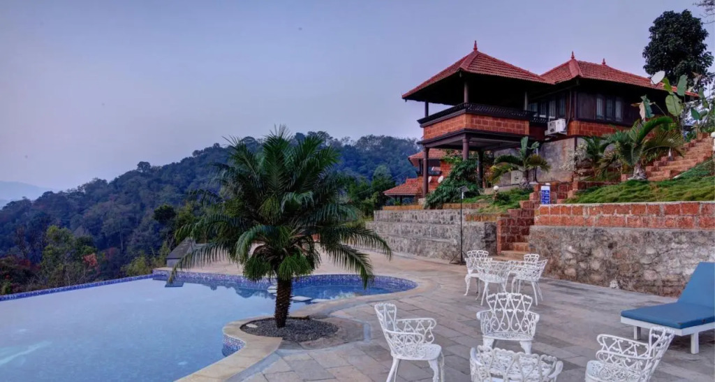 Велламундра: CONTOUR ISLAND RESORT & SPA by CITRINE