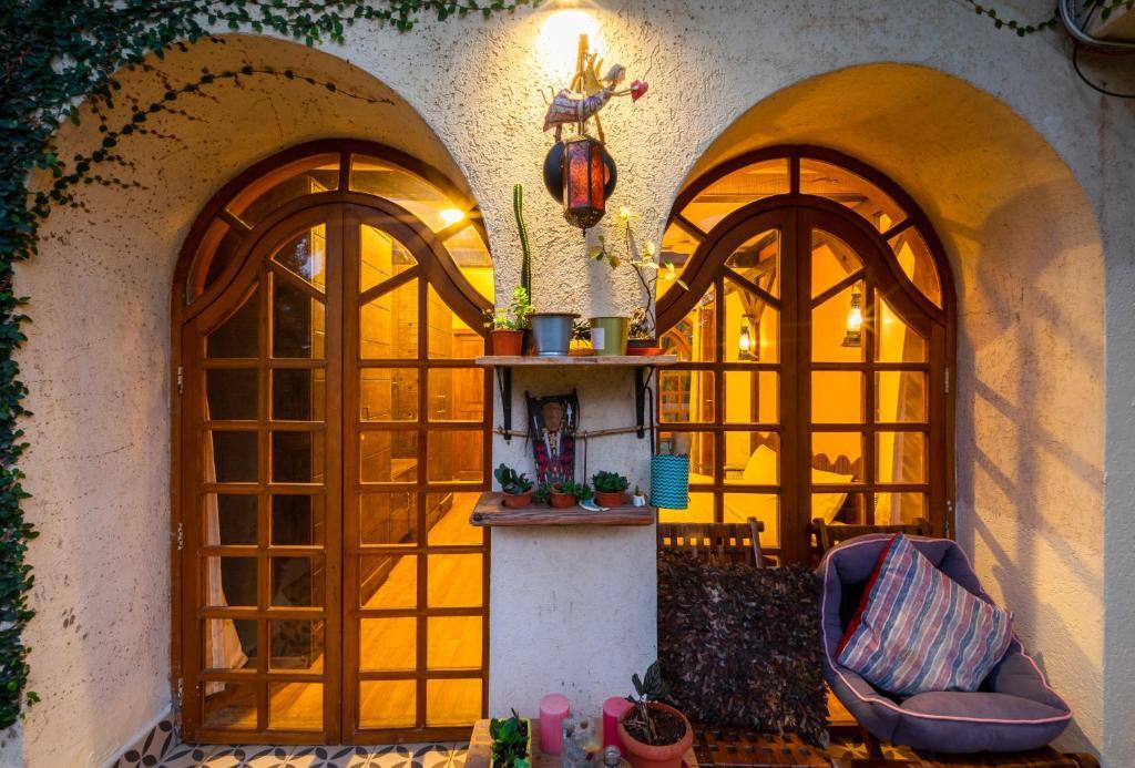 Мумбаи: Saffronstays Birdsong