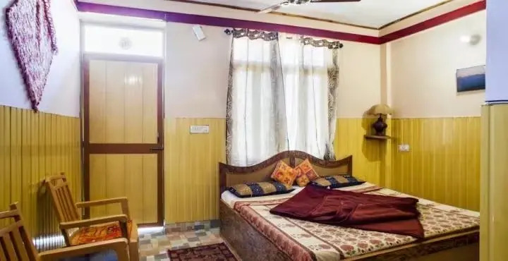 Раникхет: Himvadi Resort