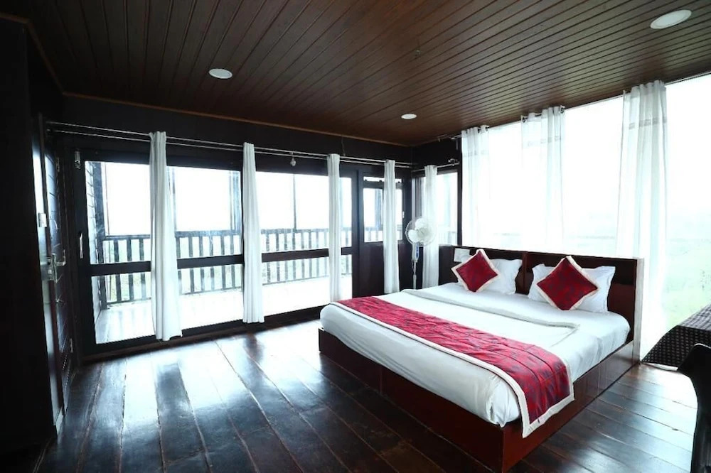 Кушалнагар: Coorg Tree House
