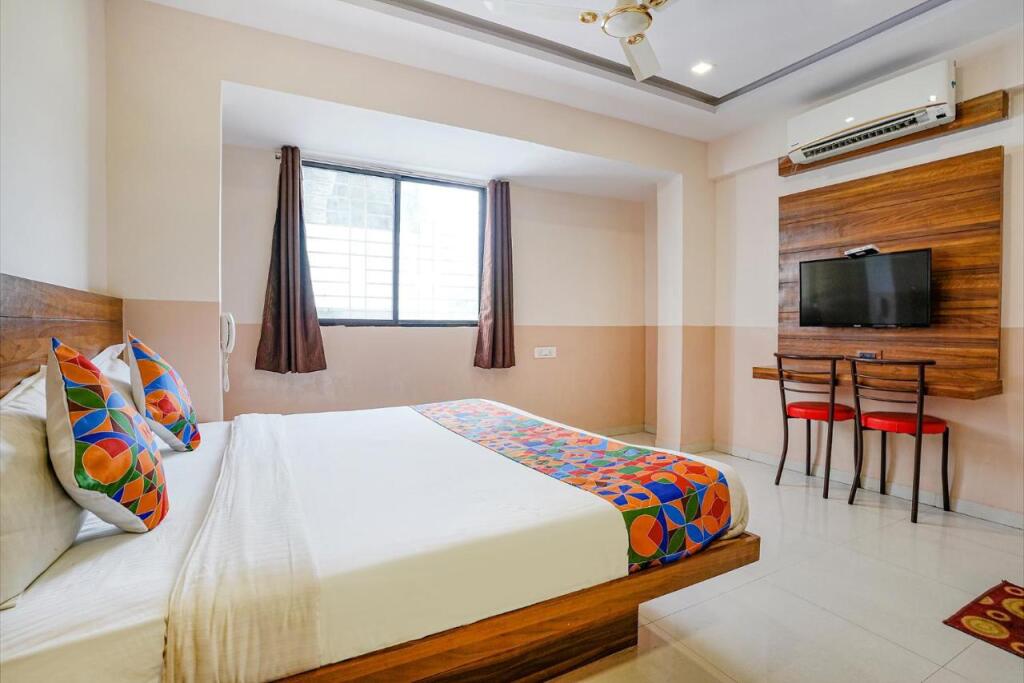 Пуна: Fabhotel Paradise Inn