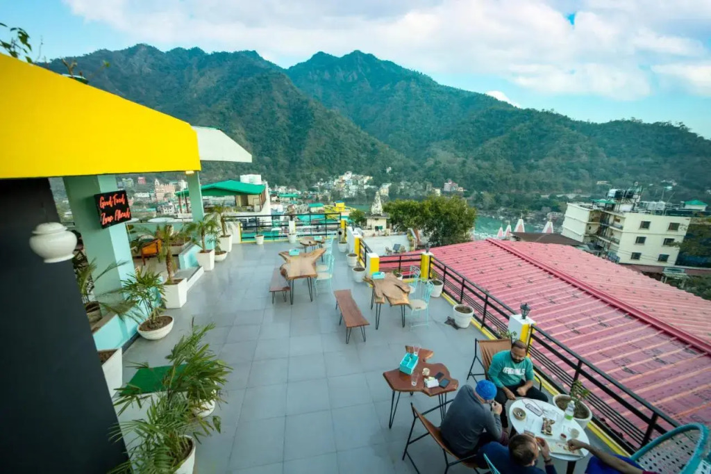 Ришикеш: The Hosteller Rishikesh, Laxman Jhula
