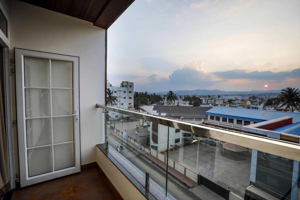 Шиккамагалуру: Tresca A Luxury Hotel