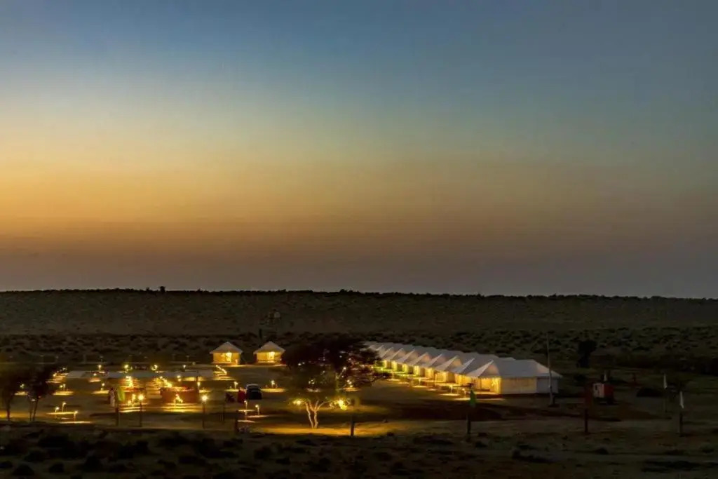 Golden Sandstone Hotel Desert Safari Camp — фото 5