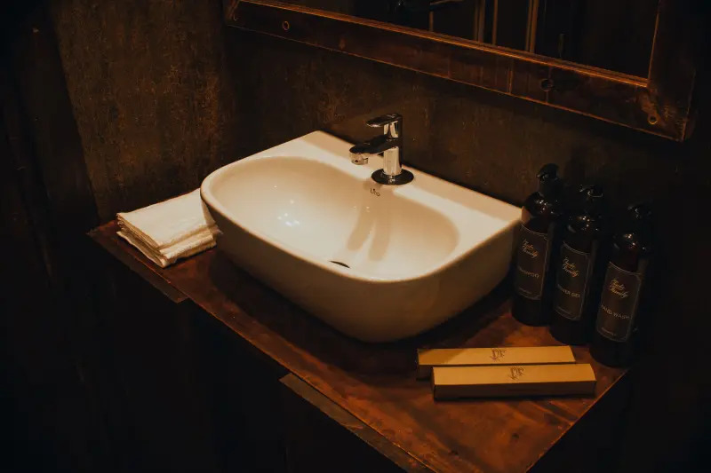 Чирайнкижу: Novella Concept Hotel & Cafe