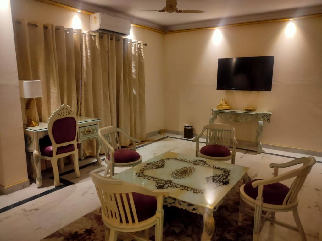 Ришикеш: The Neeraj Ganga Heritage Palace