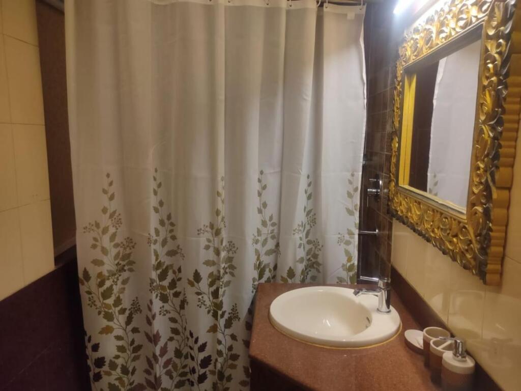 Ришикеш: The Neeraj Ganga Heritage Palace