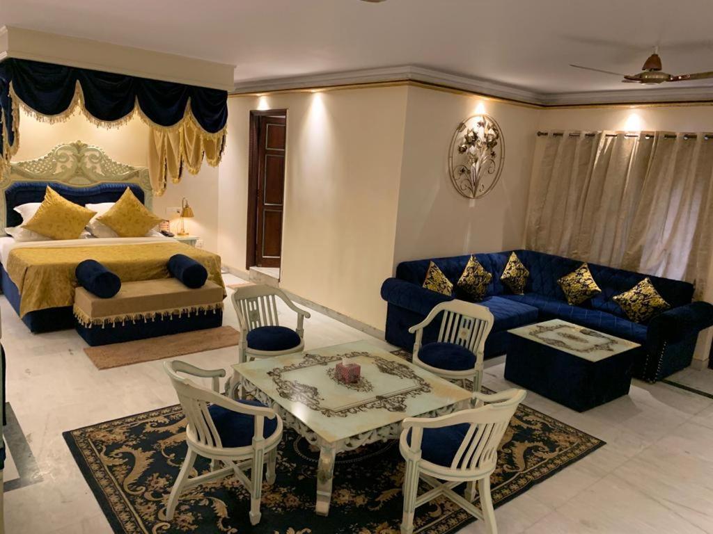 Ришикеш: The Neeraj Ganga Heritage Palace
