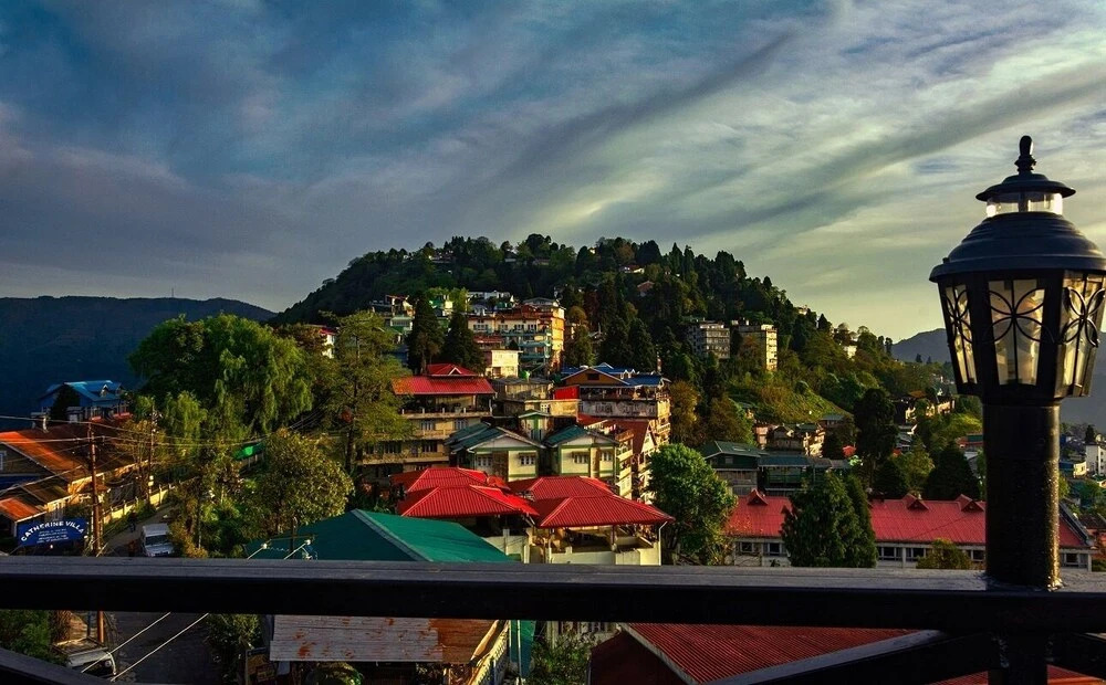 Дарджилинг: Sumi Vista TV Tower Darjeeling