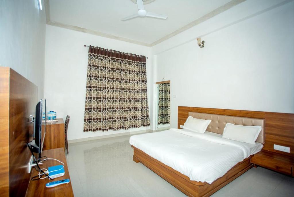 Lb The Amar Palace — фото 2