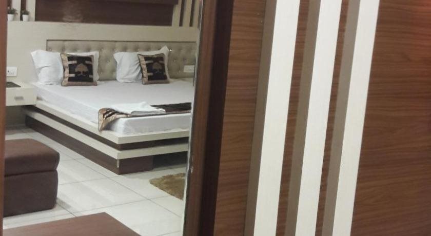 Крепость Jhansi: Hotel Sunrise