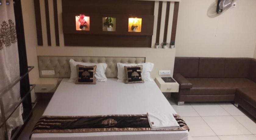 Крепость Jhansi: Hotel Sunrise