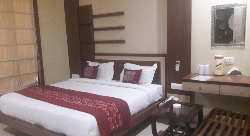 Крепость Jhansi: Hotel Sunrise