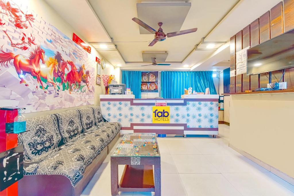 Ахмедабад: Fabhotel Apollo