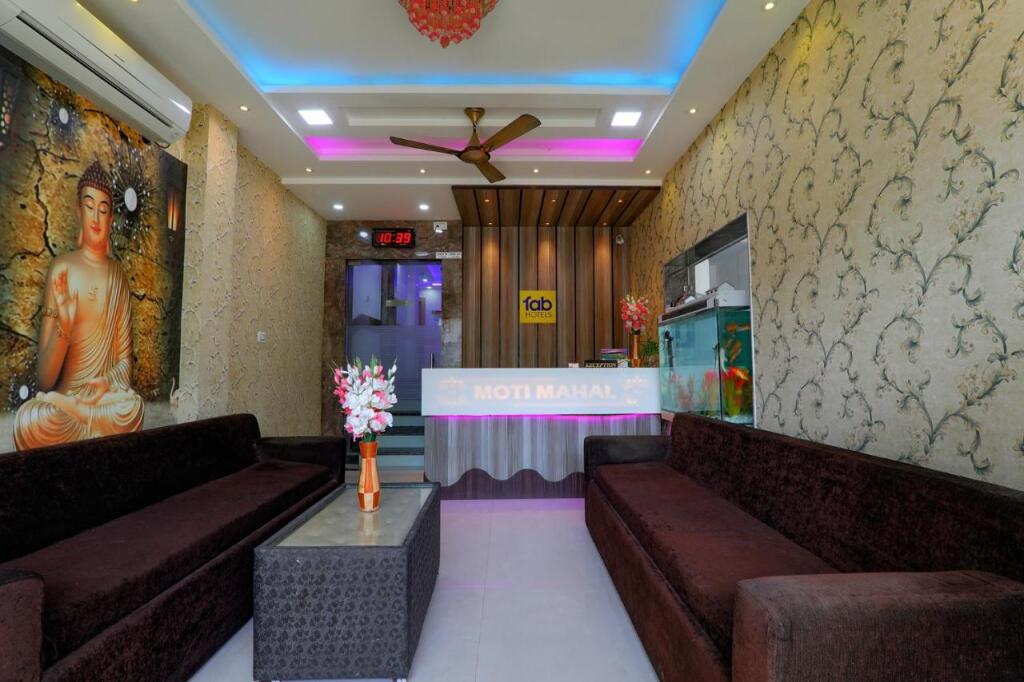 Сарнатх: Fabexpress Moti Mahal