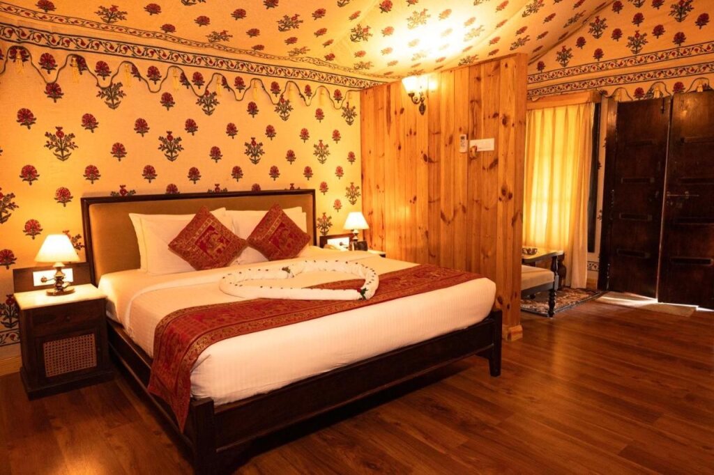 Сарнатх: Om Vilas Benares, Varanasi