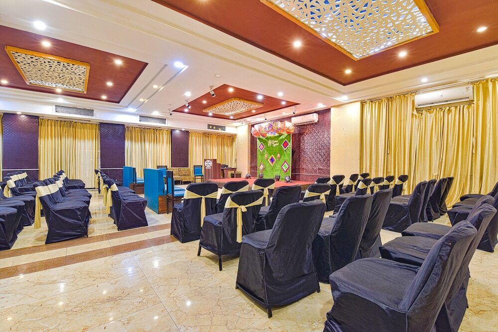 Вадодара: Telikos Silver by Fabhotel