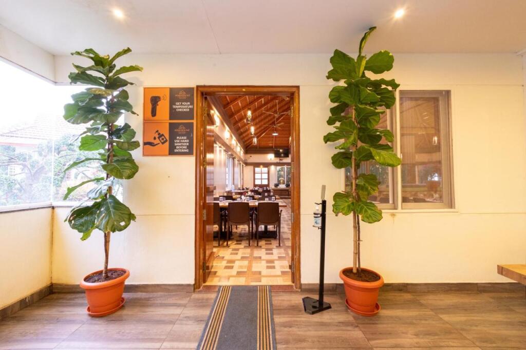Бирур: Honeydewwz Exoticaa Hotel & Resort
