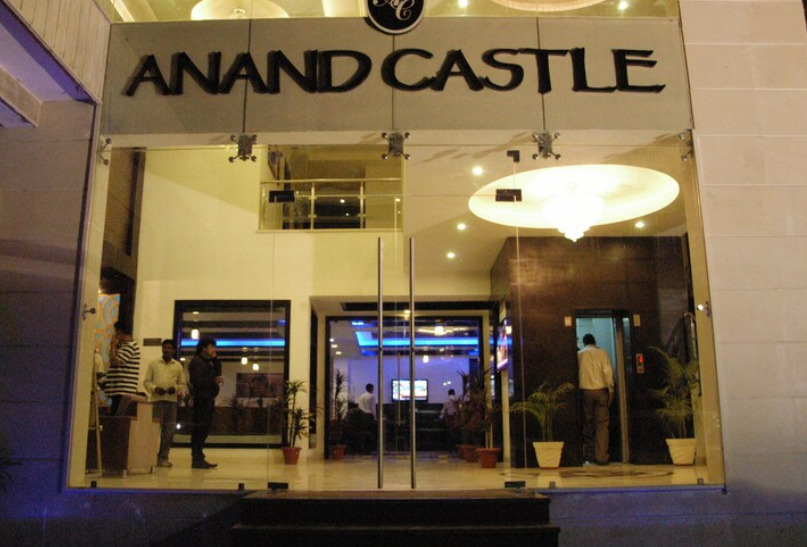 Дела: Hotel Anand Castle