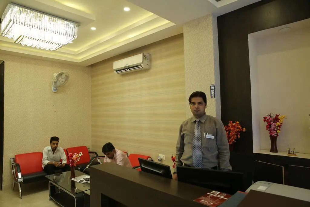 Дела: Hotel SV Kashipur
