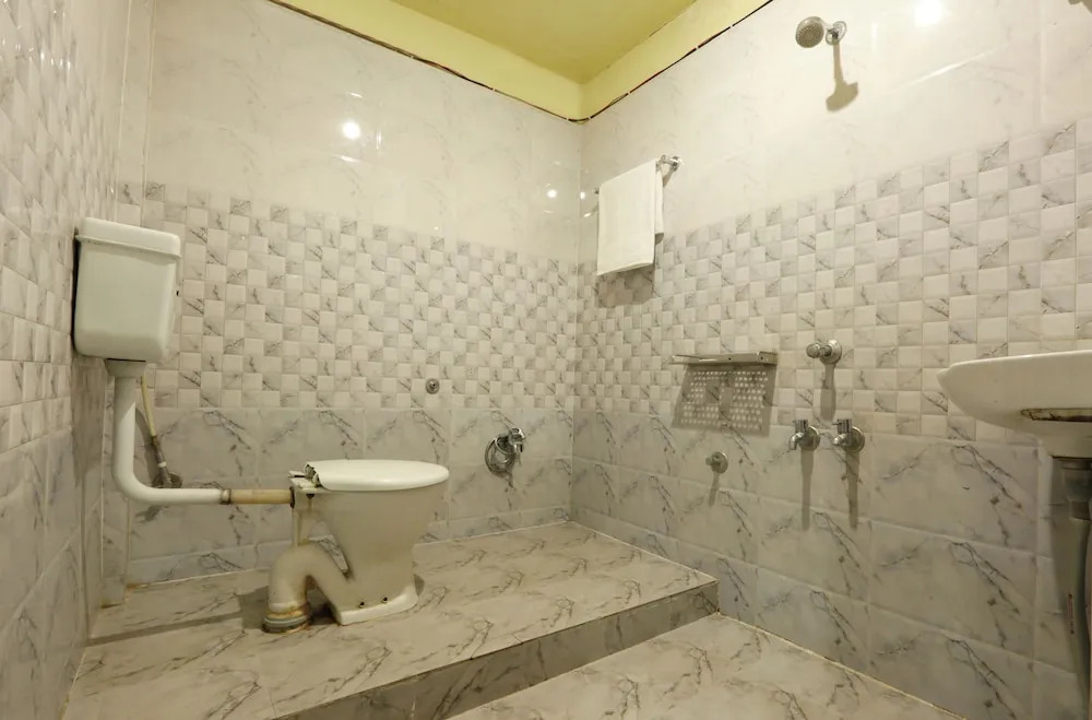 Гувахати: Hotel Dream City
