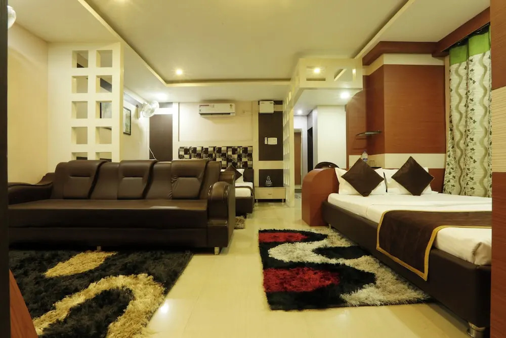 Гувахати: Hotel Dream City
