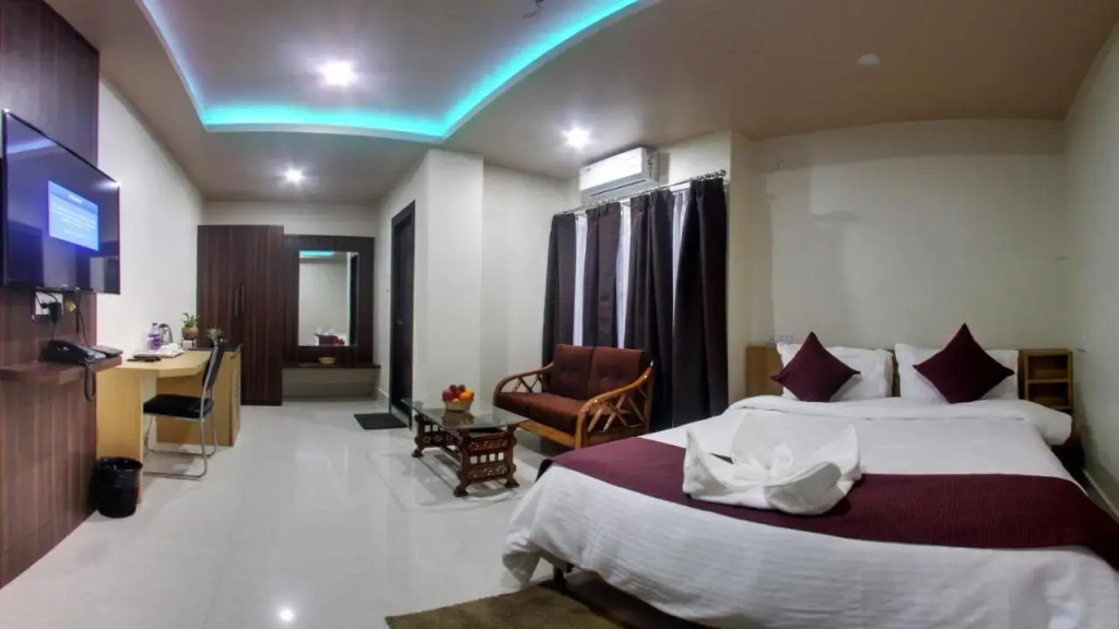 Гувахати: Bharalu Residency